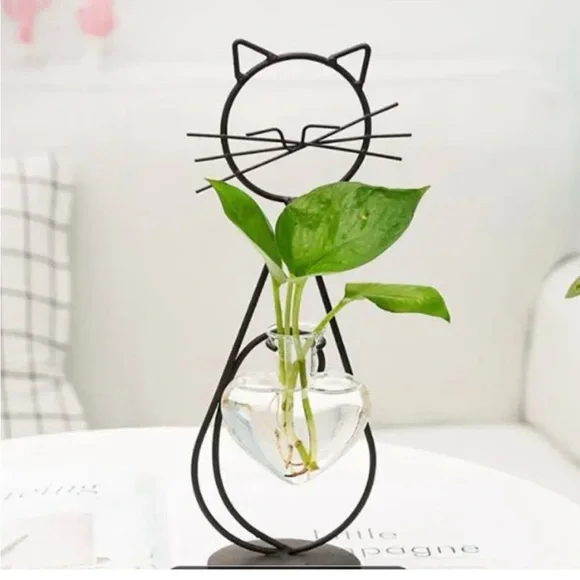 Cat Shaped Metal Plant Holder with Glass Vase ✨ - Picture 1 of 6